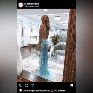 BRAND NEW Jasz Couture Prom dress - Size 4